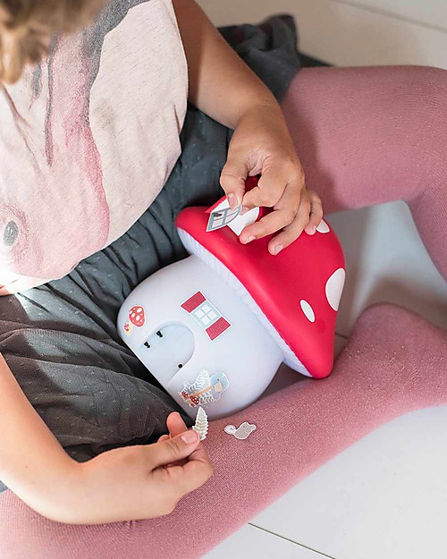 A Little Lovely Company Luce da Notte LED, Casetta Fungo con adesivi - Rosso Lampade da Comodino