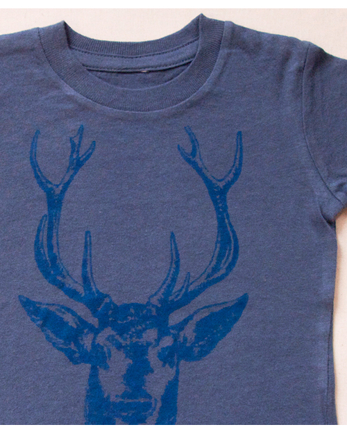 Atsuyo et Akiko T-Shirt Cervo Blu - Cotone Bio T-shirt