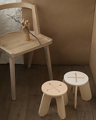 Babai Toys Sgabello in Legno a Incrocio Montessori per Bambini - Bianco - Stimola l'Autonomia e la Fantasia del tuo Bambino Sedie