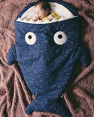 Baby Bites Sacco Passeggino Squalo Bimbi - Blu Navy Costellazioni - Imbottitura Mezza Stagione - Cotone Bio Sacchi Nanna Pesanti