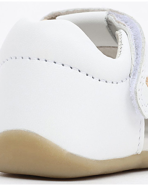 Bobux Sandalino Step-Up Jump Ragnetto - Bianco - Super flessibile per ogni Occasione! Sandali