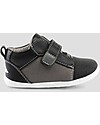 Bobux Scarpina Step-Up Street Circa, Grigio Fumo - Super flessibile, perfetta per i primi passi! Scarpe