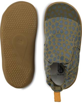 Bobux Scarpina Xplorer Indie Junior - Olive Dalmation - Pantofole Perfette in Casa o all'Asilo! Pantofole