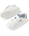 Bobux Scarpine I Walk Maverick - Bianco e Azzurro - Pelle Premium - Cammiatori Esperti Scarpe