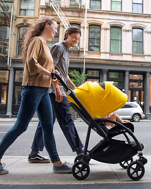 Bugaboo Bugaboo Bee 6 - Passeggino dalla Nascita ai 4 Anni - Telaio Nero+Rivestimento Giallo - Massima manovrabilità in città Passeggini Leggeri
