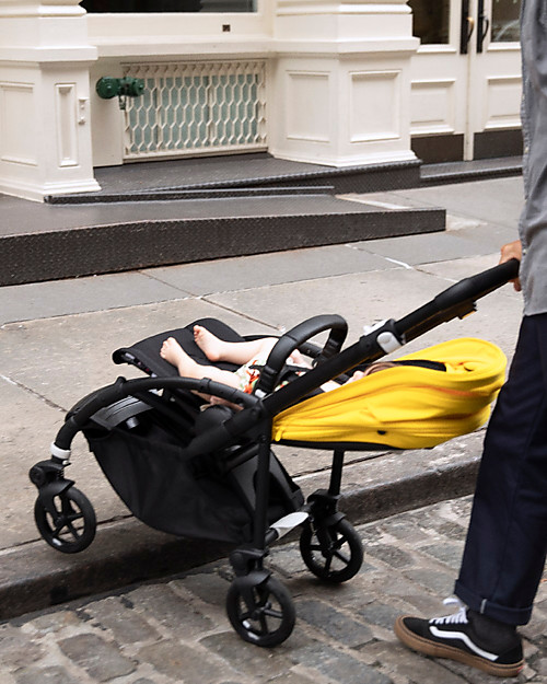 Bugaboo Bugaboo Bee 6 - Passeggino dalla Nascita ai 4 Anni - Telaio Nero+Rivestimento Giallo - Massima manovrabilità in città Passeggini Leggeri