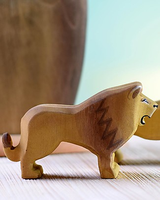 Bumbu Toys Leone - Legno - Fatto a Mano Animali in Legno