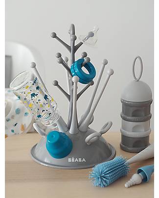 Béaba Set Regalo Neonato (Scola Biberon ad Albero Grigio + Pulisci Biberon in Silicone + Bavaglino in Cotone Fantasia + Contenitori Latte Impilabili) Accessori Biberon