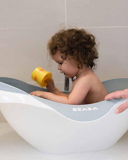 Béaba Vasca Bagnetto Primi Mesi Camélé’O - Grigio - Comoda e con Sistema di Fissaggio Vaschette e Accessori