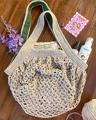 Cabbage Crochet Club per Family Nation Borsa Everyday Ecru con Nastro Gros Verde - 100% Fatto a mano con filati riciclati Borse Shopper