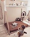 Childhome Set Cameretta - Lettino Tipi in Faggio 140x70 cm + Coprimaterasso e Mensola + Materasso e Doghe Incluse! Letti Montessoriani