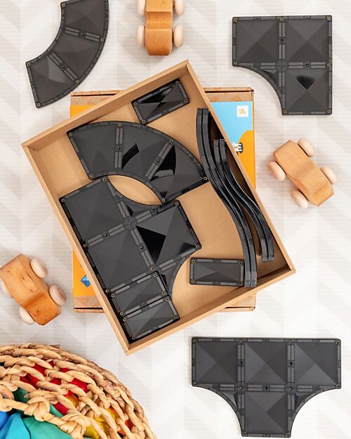 Connetix 16 Pezzi - Rampe e Intersezioni - 100% Plastica ABS Atossica - Apprendimento STEM! Giochi Magnetici