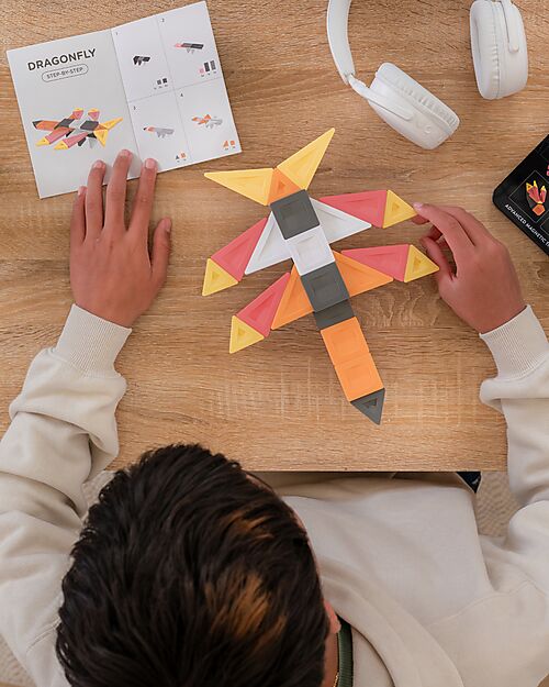 Connetix 36 Pezzi - Pacco Build-It Pro - Creature - 100% Plastica ABS Atossica - Apprendimento STEM! Giochi Magnetici