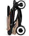 Cybex Passeggino Agis - Almond Beige - Telaio Nero - dai 6 mesi ai 4 anni - Compatibile con il Bagaglio a Mano Passeggini Leggeri