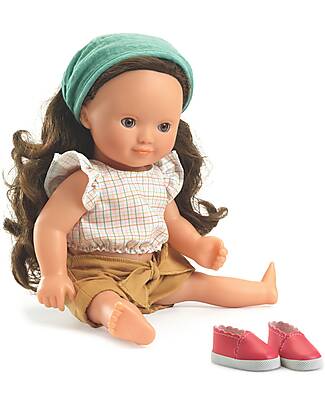 Djeco Bambola 'Lovely Josephine' con Capelli Pettinabili, Abiti e Accessori - 32cm Bambole
