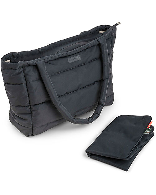 Done By Deer Borsa Cambio con Fasciatoio - Trapuntata - Nera - 26 L - Fatto con Bottiglie di Plastica Riciclata Borse Cambio