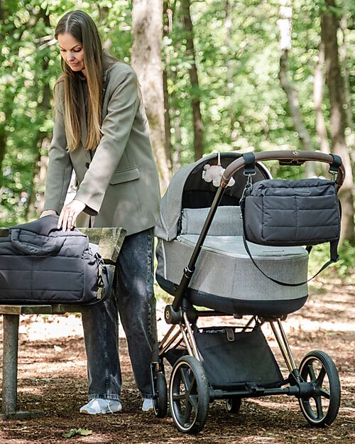 Done By Deer Borsa Cambio Passeggino Trapuntata - Nero - 12 L - Fatta con Bottiglie di Plastica Riciclata Borse e Organizer