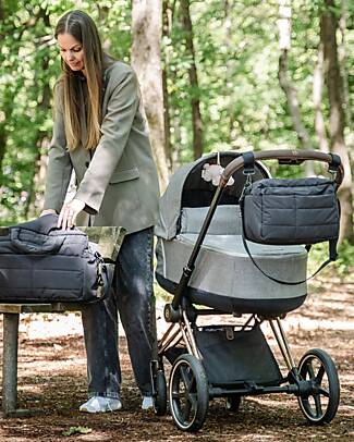 Done By Deer Borsa Cambio Passeggino Trapuntata - Nero - 12 L - Fatta con Bottiglie di Plastica Riciclata Borse e Organizer