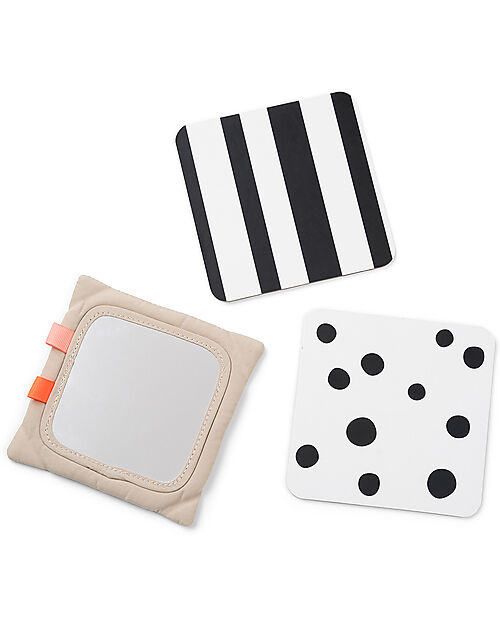 Done By Deer Gioco da Appendere Multisensoriale - Portacarte - Deer Friends - A contrasto - 0+ Giochi per Neonati_