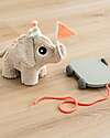 Done By Deer Gioco da Tirare 2-in-1 Elphee - Sabbia - Usalo con il Vagone o Come Peluche! - 12m+ Trainabili