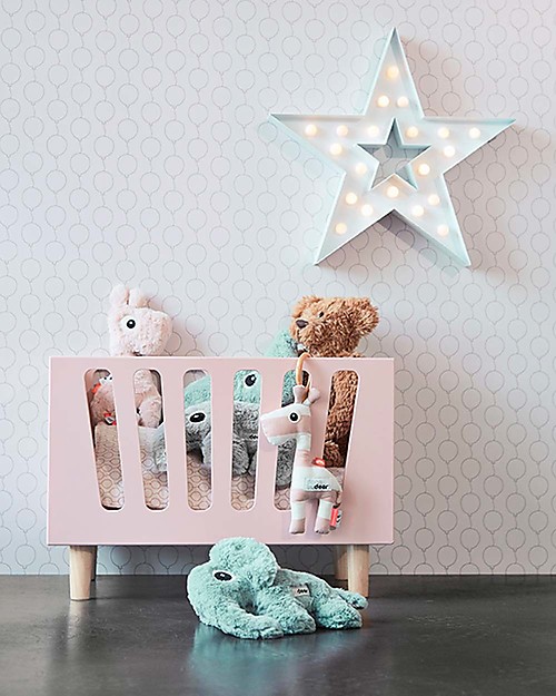 Done By Deer Lettino per Bambole in Legno, Rosa - 50x28x35 cm Accessori Bambole