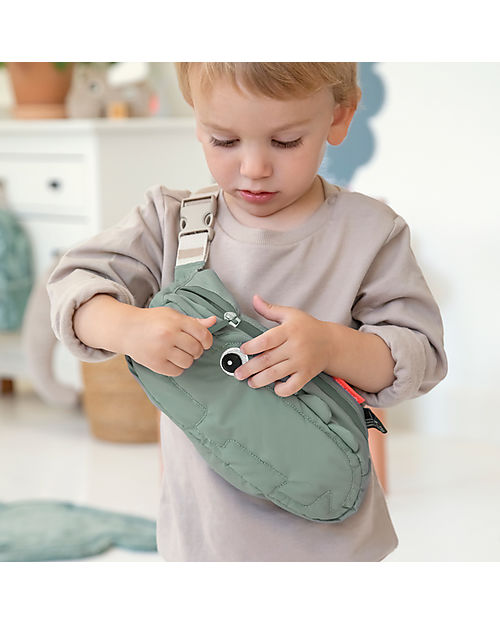 Done By Deer Marsupio per Bambini - Croco - Green - Fatto con Bottiglie di Plastica Riciclata Astucci per la Scuola