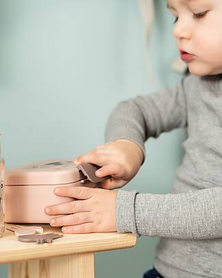 Done By Deer Portapranzo con Divisorio - Tiny Farm - Cipria - 13 x 11 x 6 cm - 100% PP Alimentare Porta Merenda