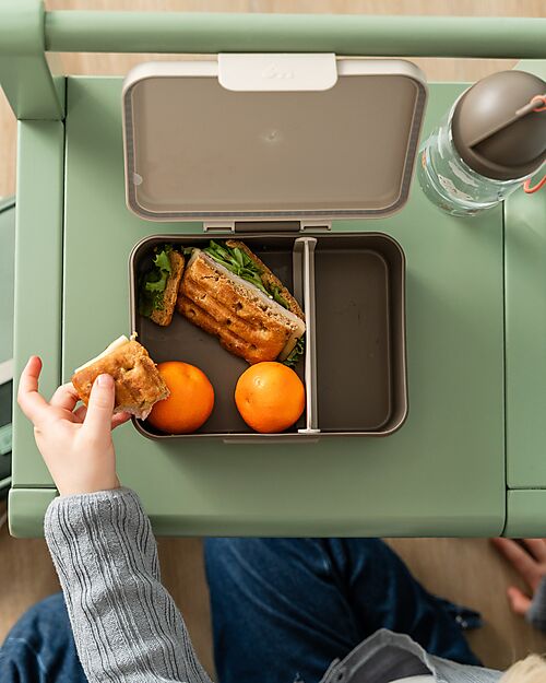 Done By Deer Portapranzo con Divisorio - Tiny Trails - Sabbia - 17,5 x 13 x 6,5 cm - 100% PP Alimentare Porta Merenda