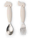 Done By Deer Set 2 Posate Anti-Scivolo - Forchetta e Cucchiaio - Sand - Silicone Alimentare e Acciaio inossidabile Posate
