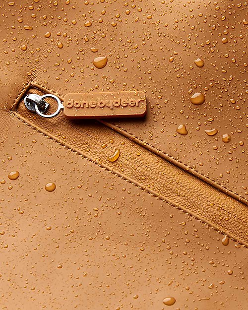 Done By Deer Zaino Cambio con Fasciatoio Ripiegabile e Ganci Passeggino, Mostarda - Fatto con bottiglie di plastica riciclata! Zaini Fasciatoio