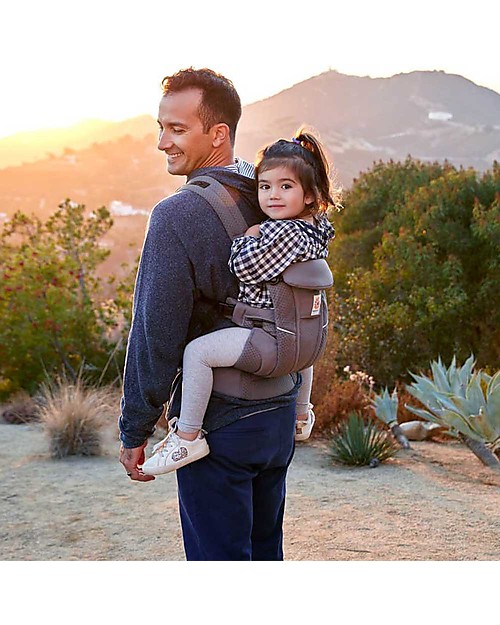 ErgoBaby Marsupio Traspirante Omni Breeze - Con Tessuto a Rete SoftFlex™- Grafite Marsupi