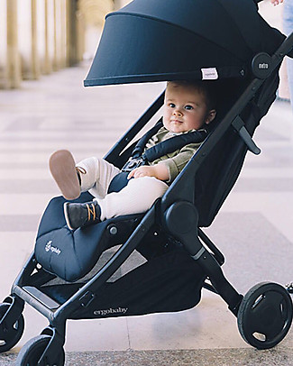 ErgoBaby Passeggino Metro Nero, Compatto e Leggero - Certificato Schiena Sana Passeggini Leggeri