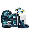 ergobag Set Scuola con Zaino Maxi 24 Litri + Zainetto Sportivo + Astuccio Rigido + Astuccio Morbido + Porta Quaderni A4 + 4 Kletties - Space Bear Galaxy Glow Edition Zaini Scuola