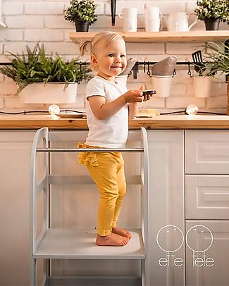 Ette Tete OUTLET - Torre Montessoriana Convertibile Step'n'Sit, Grigio Chiaro con Cinghie Ottone - Pezzo di Showroom Torri Montessoriane_