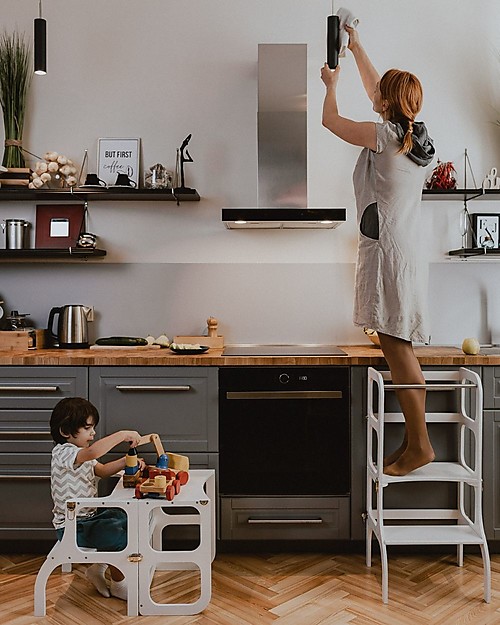 Ette Tete Torre Montessoriana Convertibile Step'n'Sit, Grigio Chiaro con Cinghie Ottone Torri Montessoriane_