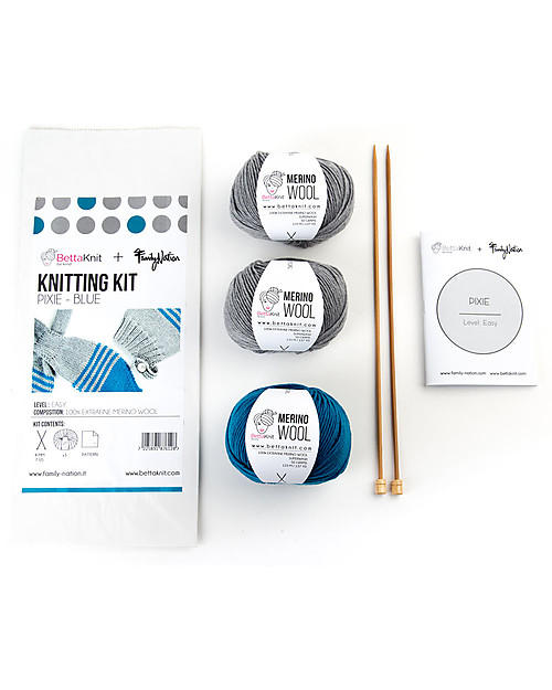 Family Nation + BettaKnit Kit Maglia Fai da Te Sciarpa e Cappello Pixie Blu - 100% Lana Merino Sciarpe