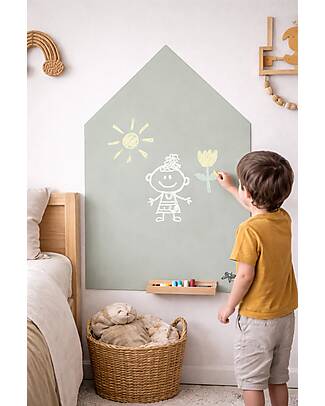 Family Nation Lavagna Magnetica da Parete MagneKids™ - Casetta - 70x44 cm - Verde Salvia - Installazione Facile Senza Fori Giochi Magnetici