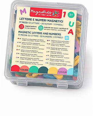 Family Nation Set di 77 Lettere e Numeri Magnetici MagneKids™ - Pastello - Gioco di Apprendimento per Bambini Giochi Magnetici