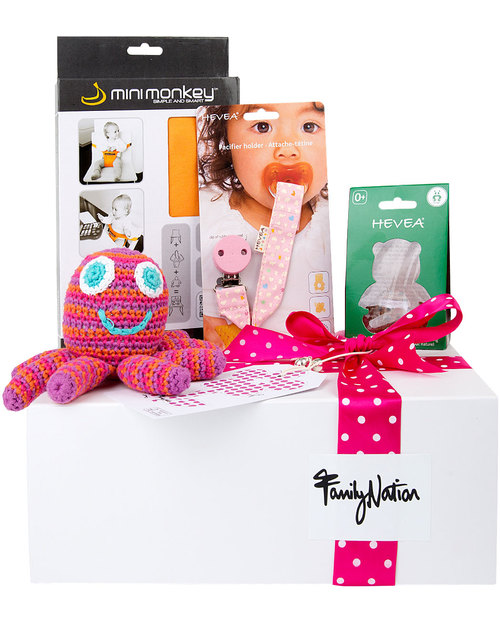 Family Nation Set Regalo di Nascita - Family Nation's Best Sellers - CORAL - 4 Regali (un regalo che dura nel tempo!) Seggiolini da Viaggio