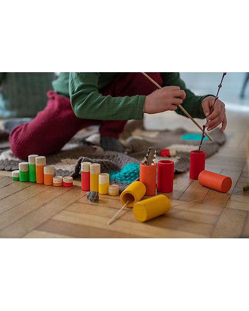 Grapat Omini e Tubi Lola - Arcobaleno - 36 Pezzi - Legno Sostenibile Giochi Montessoriani