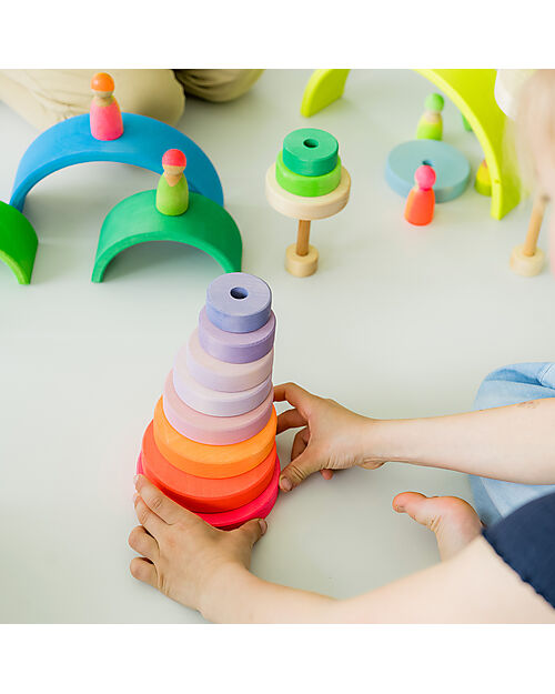 Grimm's Gioco da Impilare in Legno Cono d'Anelli - Comprende 10 Anelli - Rosa Neon Giochi Montessoriani