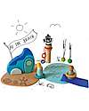 Grimm's Gioco Educativo in Legno - Small World Play By the Water - 20 Pezzi Giochi Montessoriani