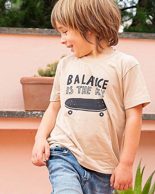 Growing Together T-Shirt Balance Is The Key  - Beige Castagno - Cotone Bio e Tinte Naturali T-shirt