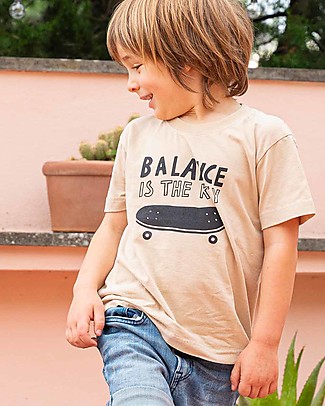 Growing Together T-Shirt Balance Is The Key - Beige Castagno - Cotone Bio e Tinte Naturali T-shirt