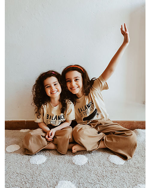 Growing Together T-Shirt Balance Is The Key  - Beige Castagno - Cotone Bio e Tinte Naturali T-shirt