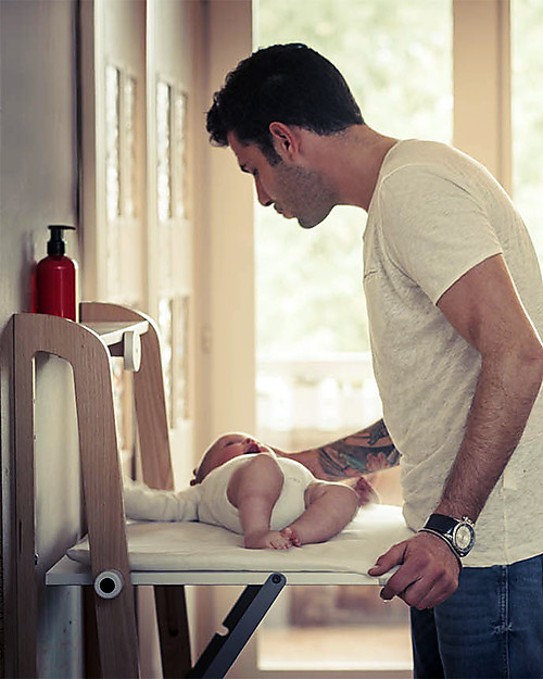 Hugs Factory Fasciatoio da Muro Convertibile 3 in 1 Broadway - Bianco/Naturale - Lavagna + Scrivania! Fasciatoi