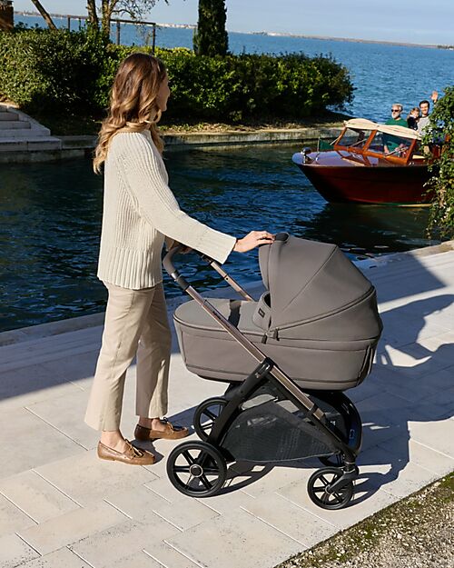 Inglesina Aptica System Quattro - Marble Grey - Seduta All Season + Culla Open Up + Standup + Seggiolino Auto Darwin Passeggini Classici