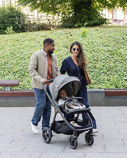 Joie Passeggino Finiti 4 in 1 - Ebony - Parapioggia e Adattatori Inclusi Passeggini Classici