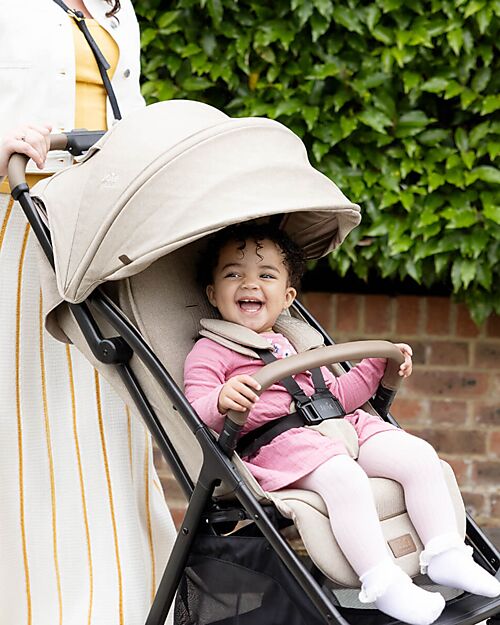 Joie Passeggino Parcel LX - Sandstone - Parapioggia e Adattatori Inclusi Passeggini Classici
