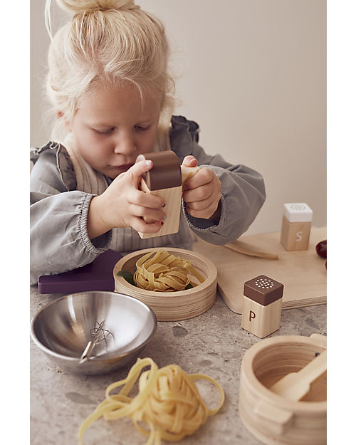 Kid's Concept Set di Pentole Giocattolo - Legno - 10 Pezzi - Tutti a tavola! Cucine Giocattolo